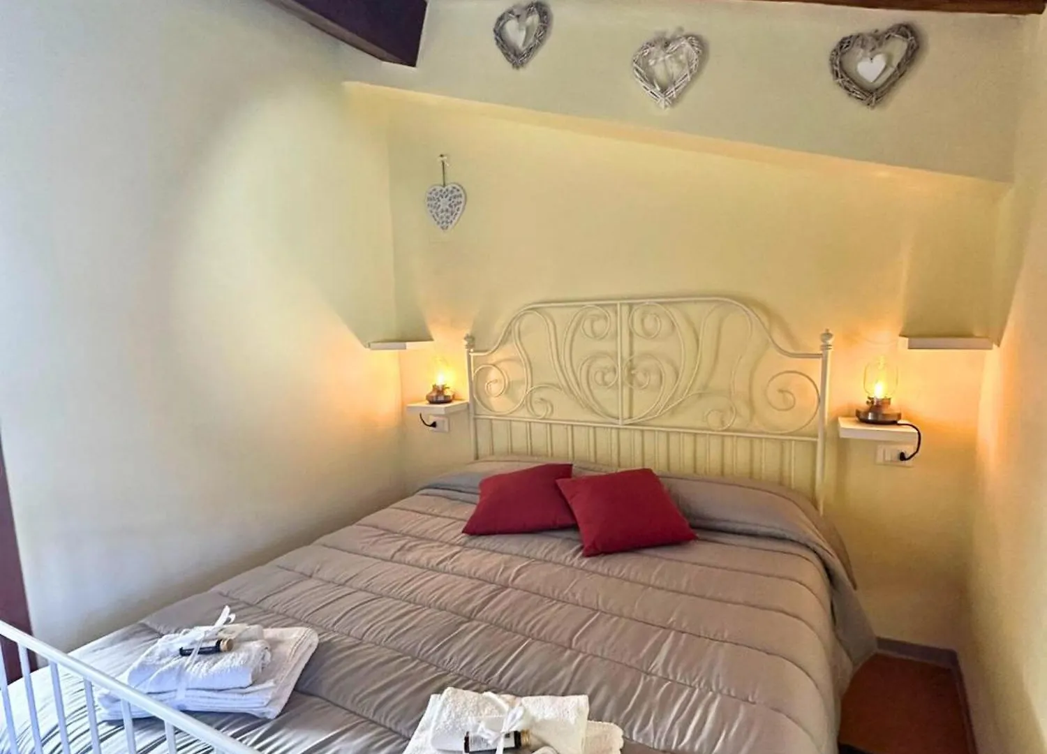 Agriturismo Tassinaia Pontassieve 0*,